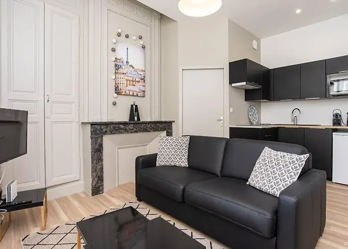 Le Dandy - T2 Centre Historique *