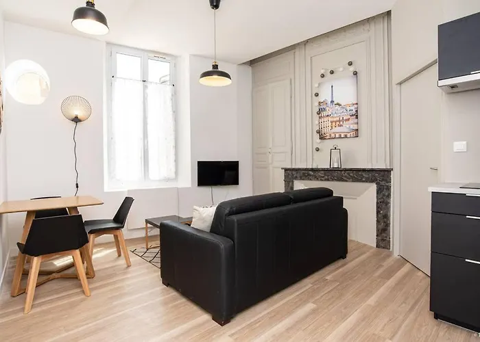 Le Dandy - T2 Centre Historique Apartment *